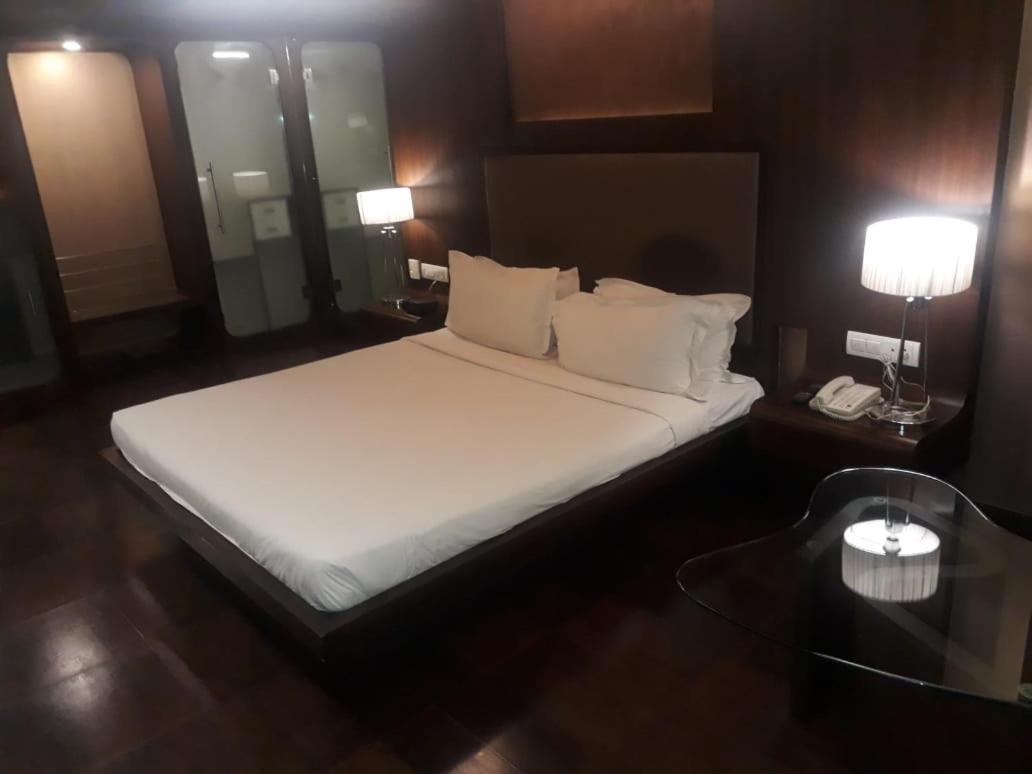Cocoon Luxury Business Hotel Dhanbad Ngoại thất bức ảnh